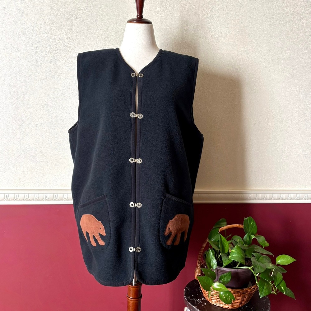 Vintage Black Fleece Vest L Bears & Mountains Outdoor Gorpcore Canada L'egaree